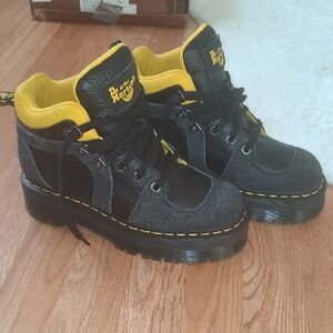 Dr. Martens Zuma Hiker Black and Yellow Women's Boots, Sz 8